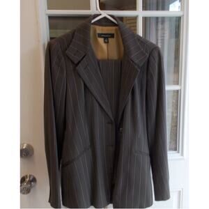 Atelier Women's Professional Pant Suit